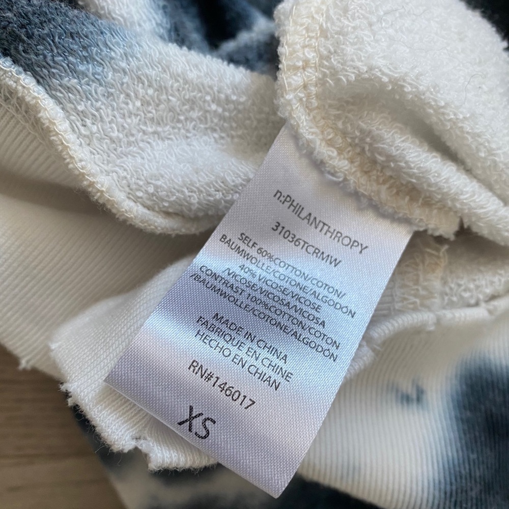 ❌SOLD ❌ Trapper Sweater Tie Dye - Picture 5 of 6